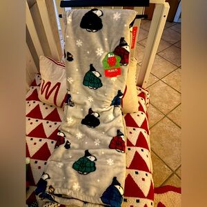 Snoopy standard throw blanket